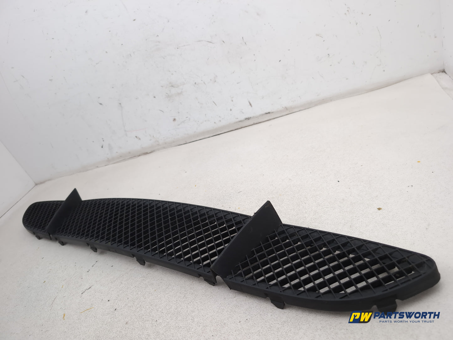 Grille Front 4