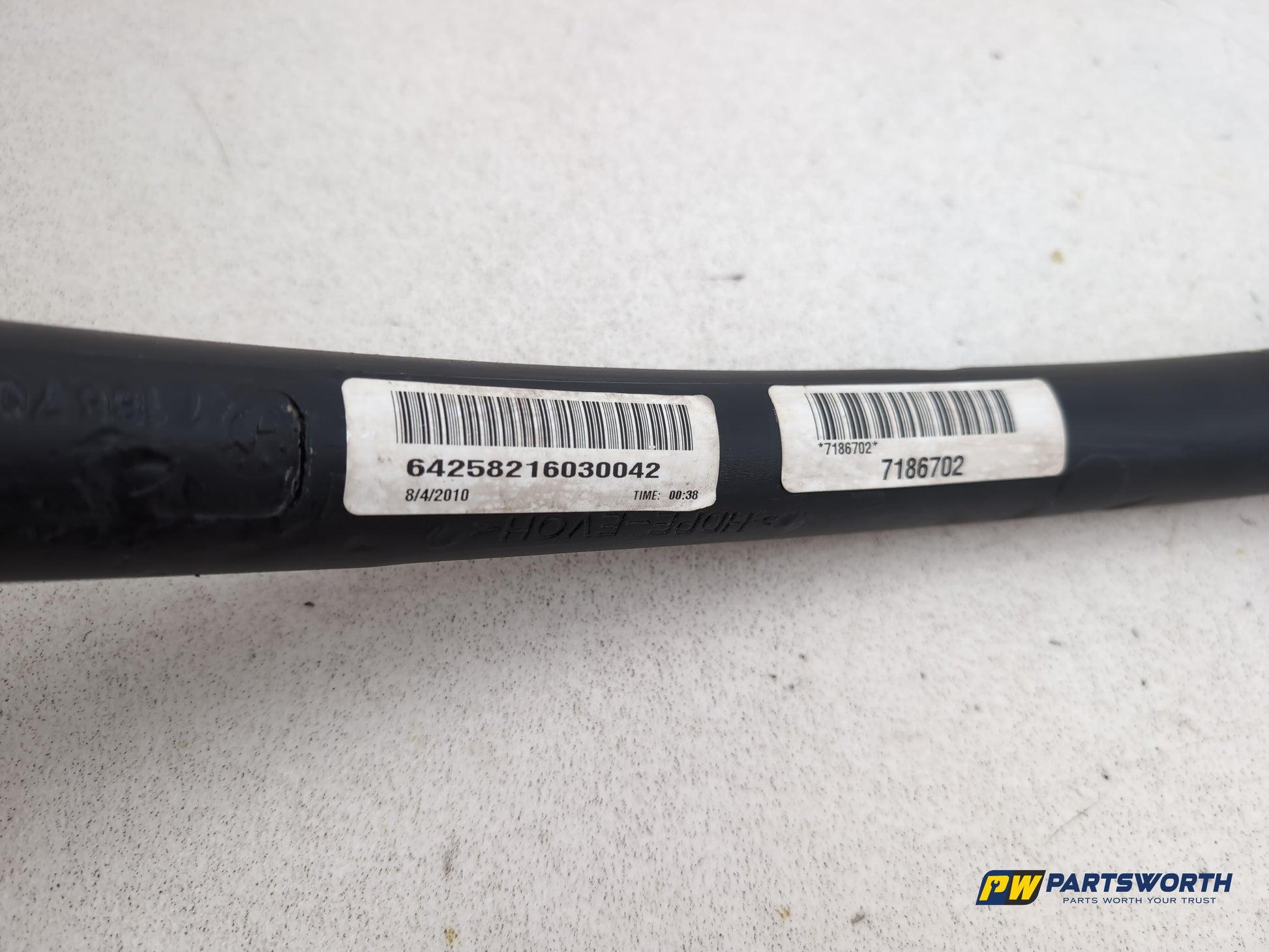 Fuel filler neck 7