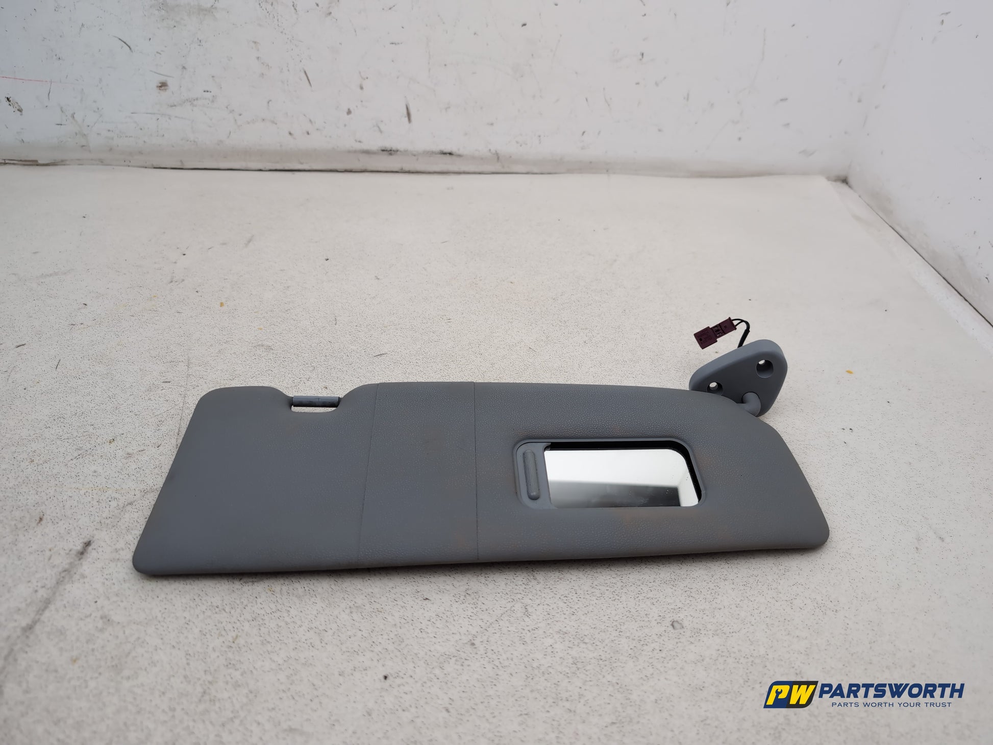 Sun Visor RH 4