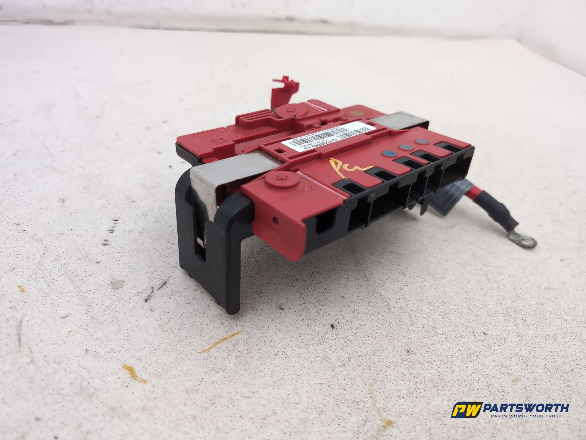 Positive Pole Battery Power Boot Distribution Fuse Box 4