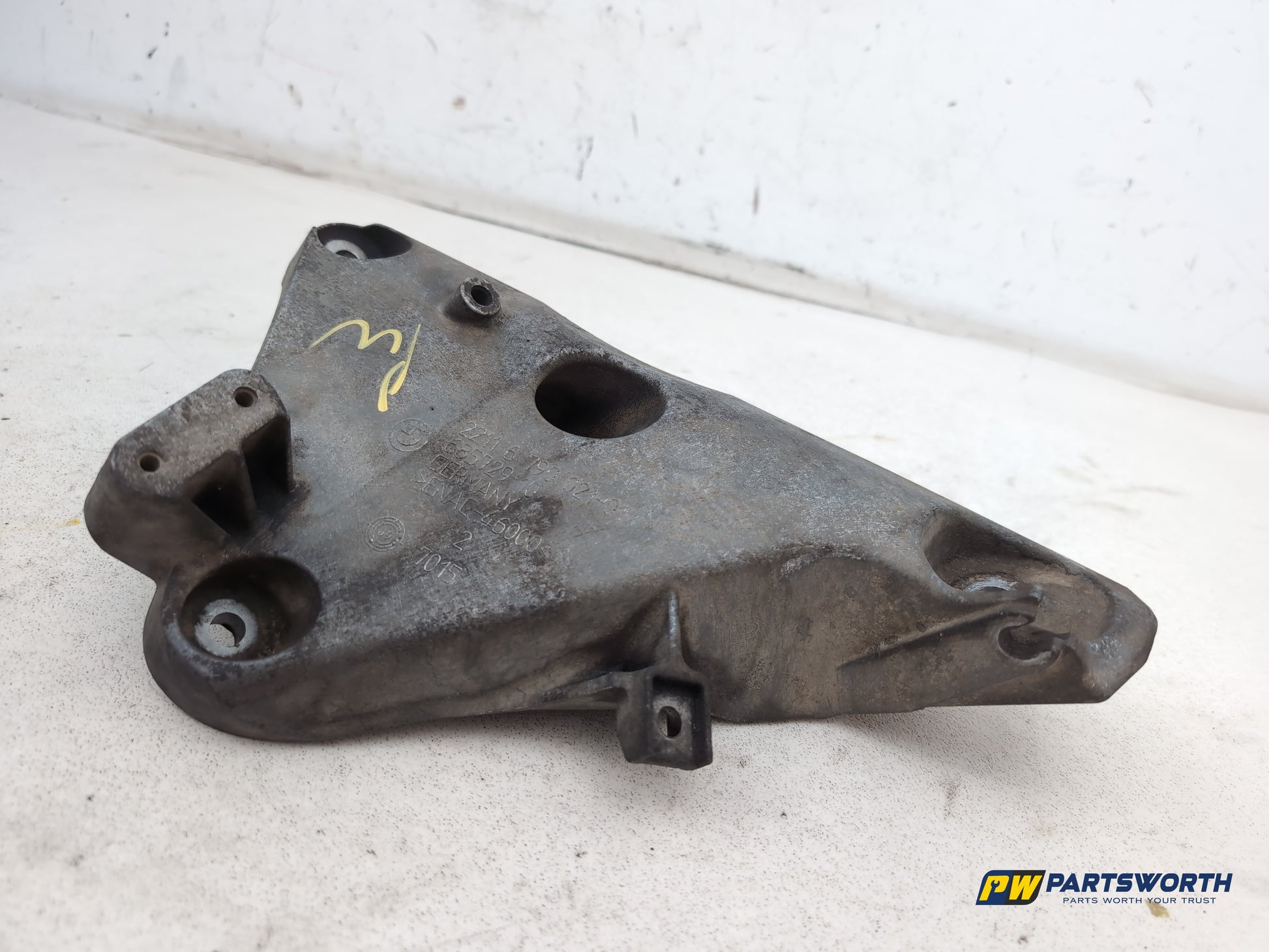 Engine Mounting Bracket 4