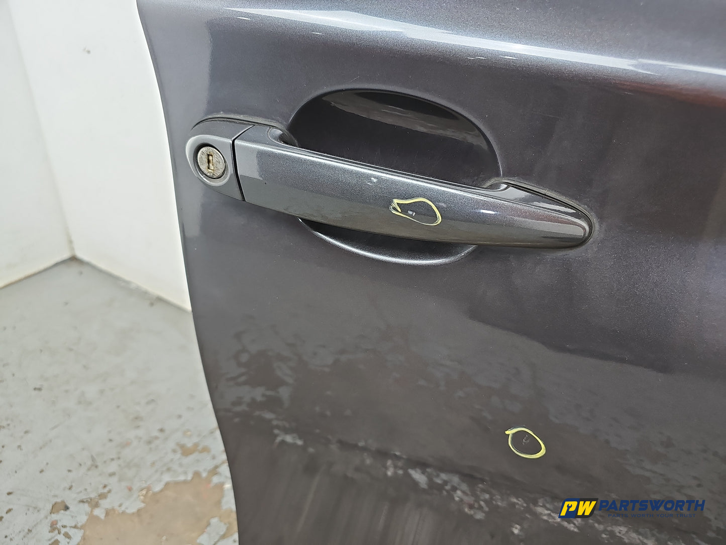 Door Front RH 4