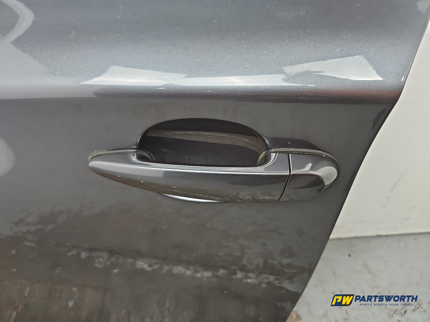 Door Front LH 4