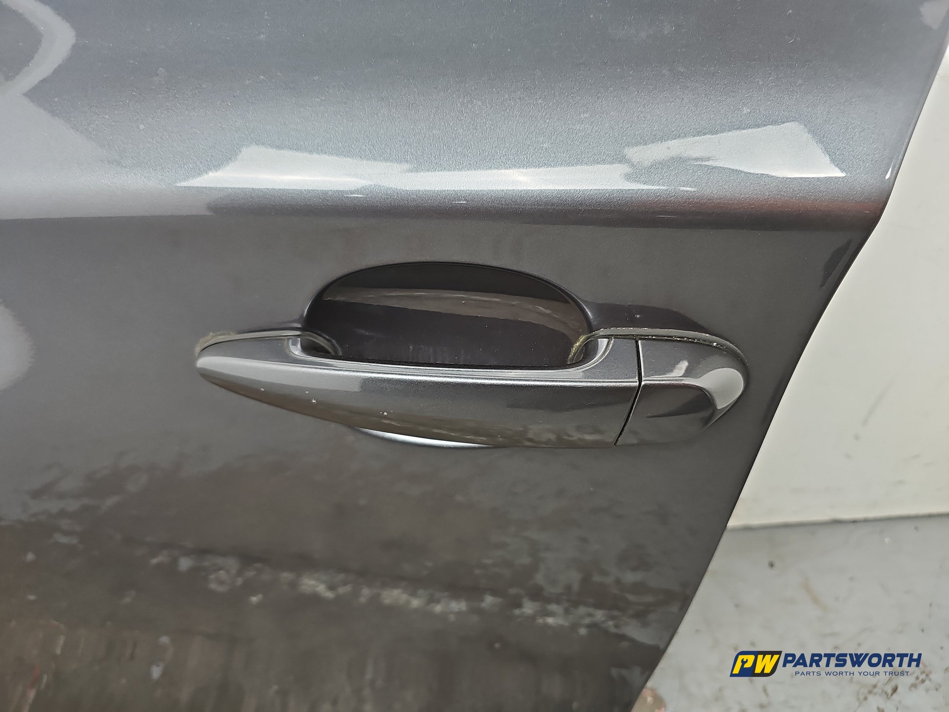Door Front LH 4