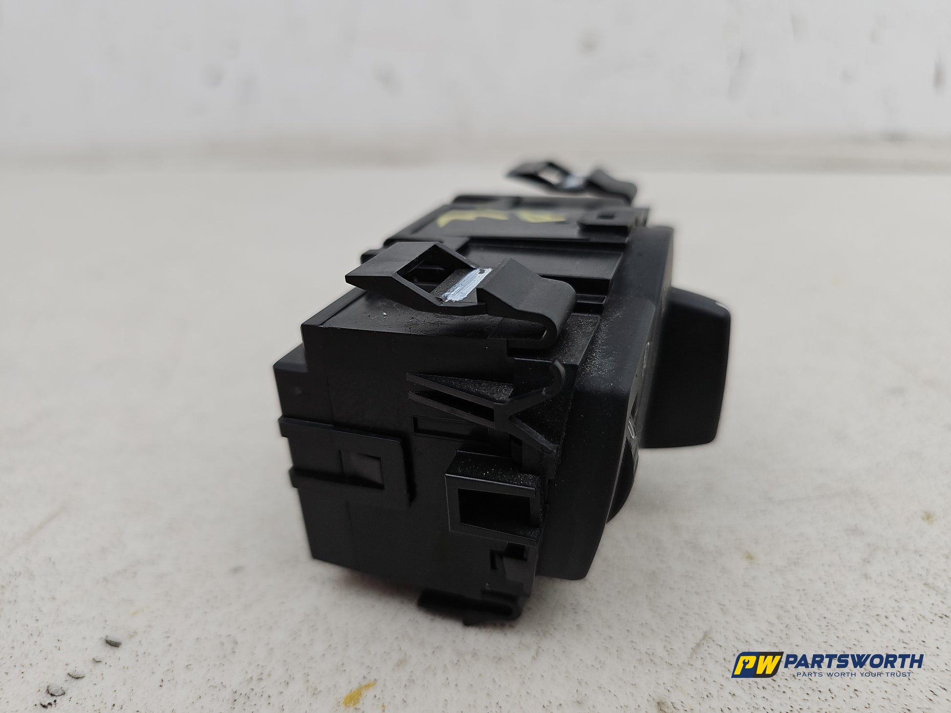 Switch Headlamp 4