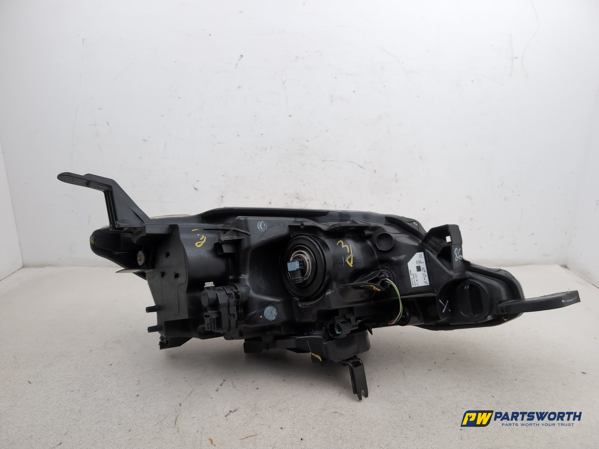 Headlamp LH 4