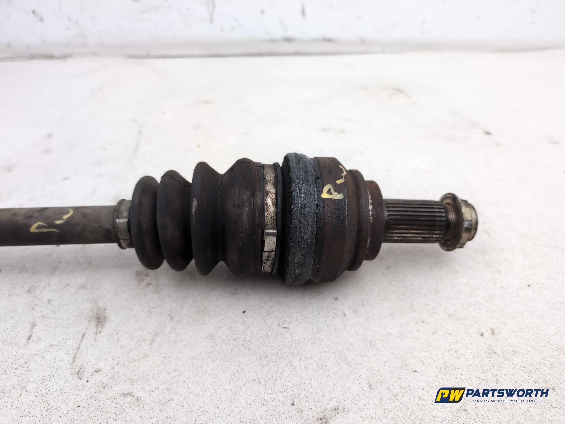 Driveshaft Front LH 4