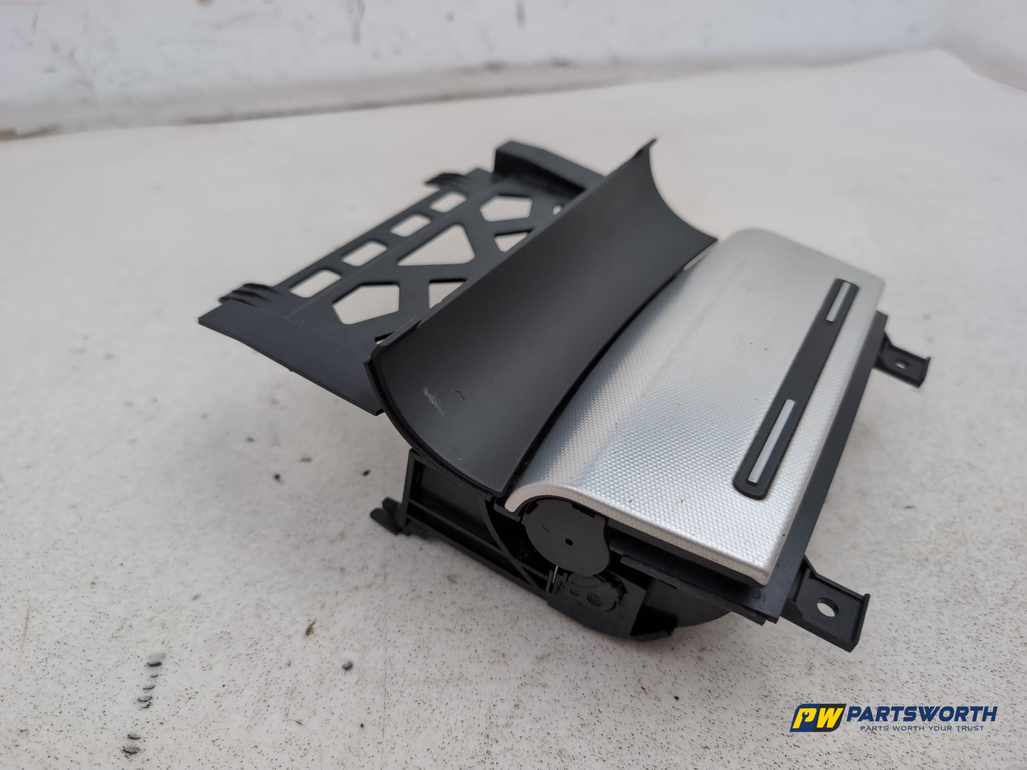 Ashtray Centre Console 4
