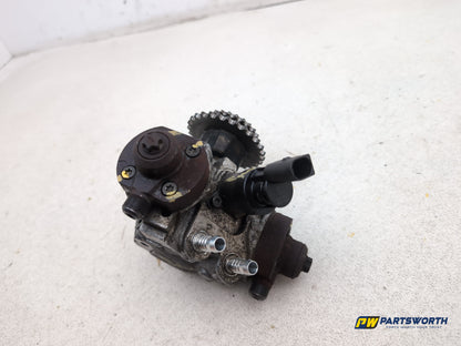 High pressure fuel pump 4