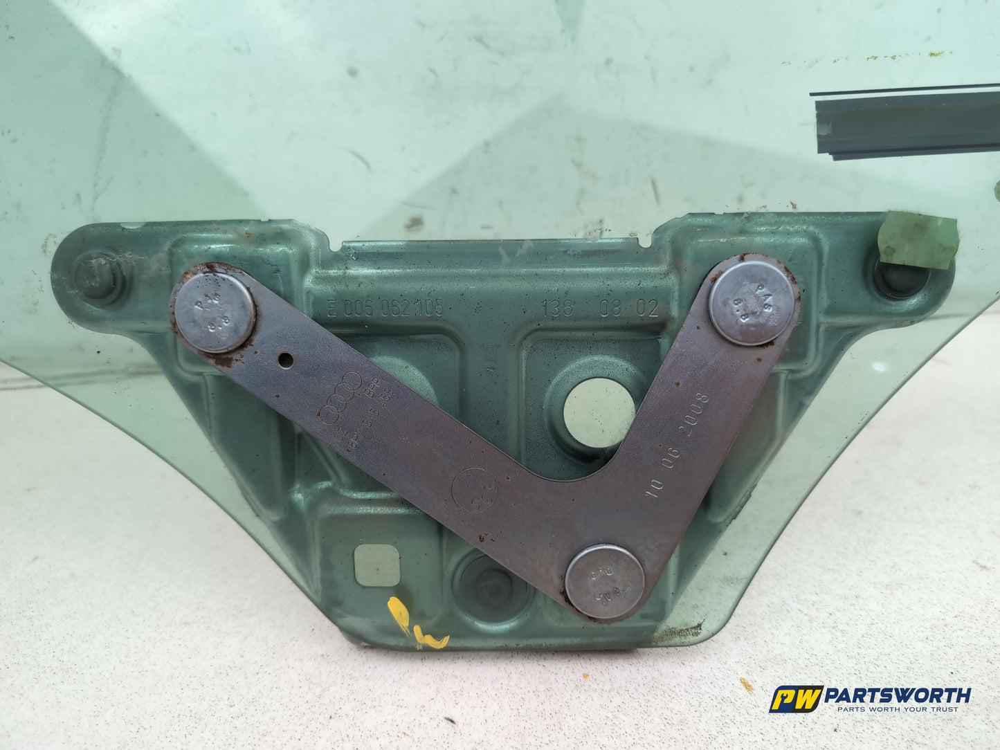Door Glass Quarter Light Rear RH 4