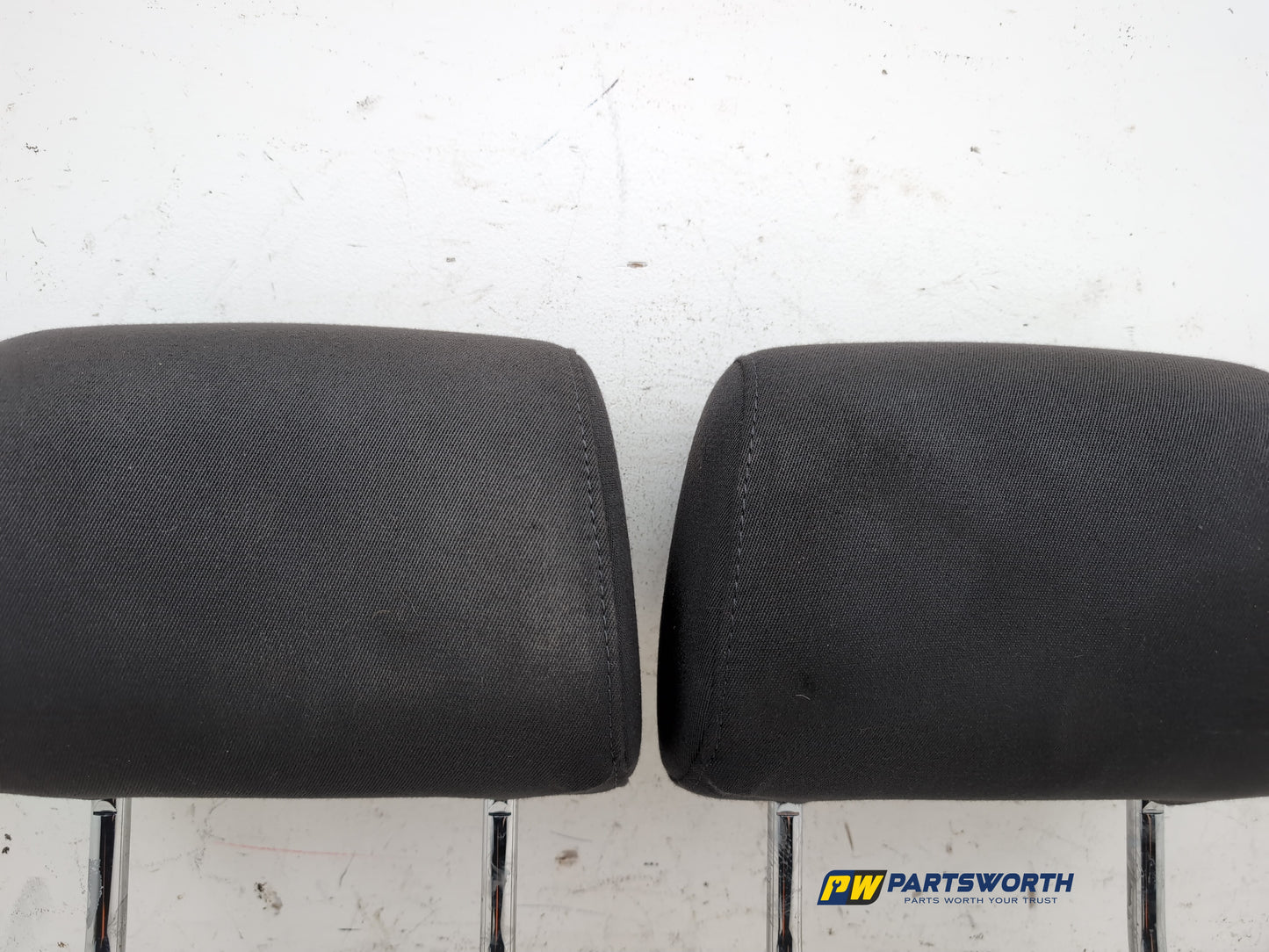Headrest Front Pair 4