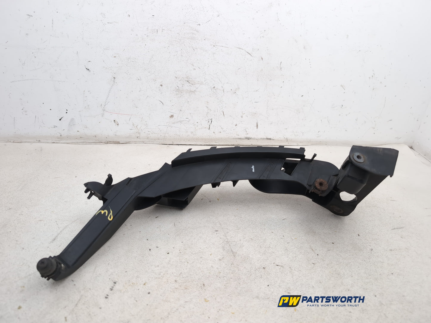 Headlamp Panel Support Bracket LH 4
