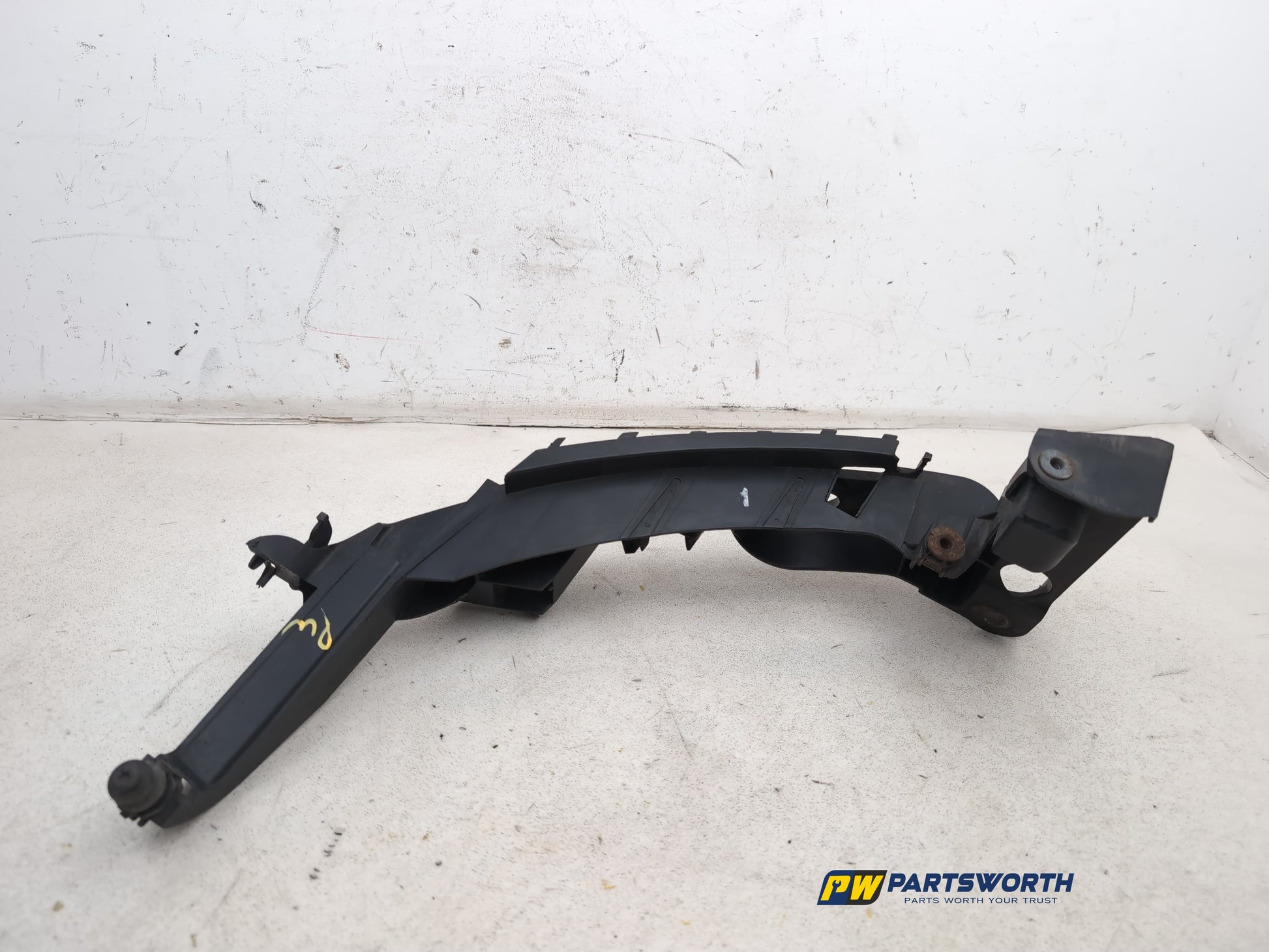 Headlamp Panel Support Bracket LH 4