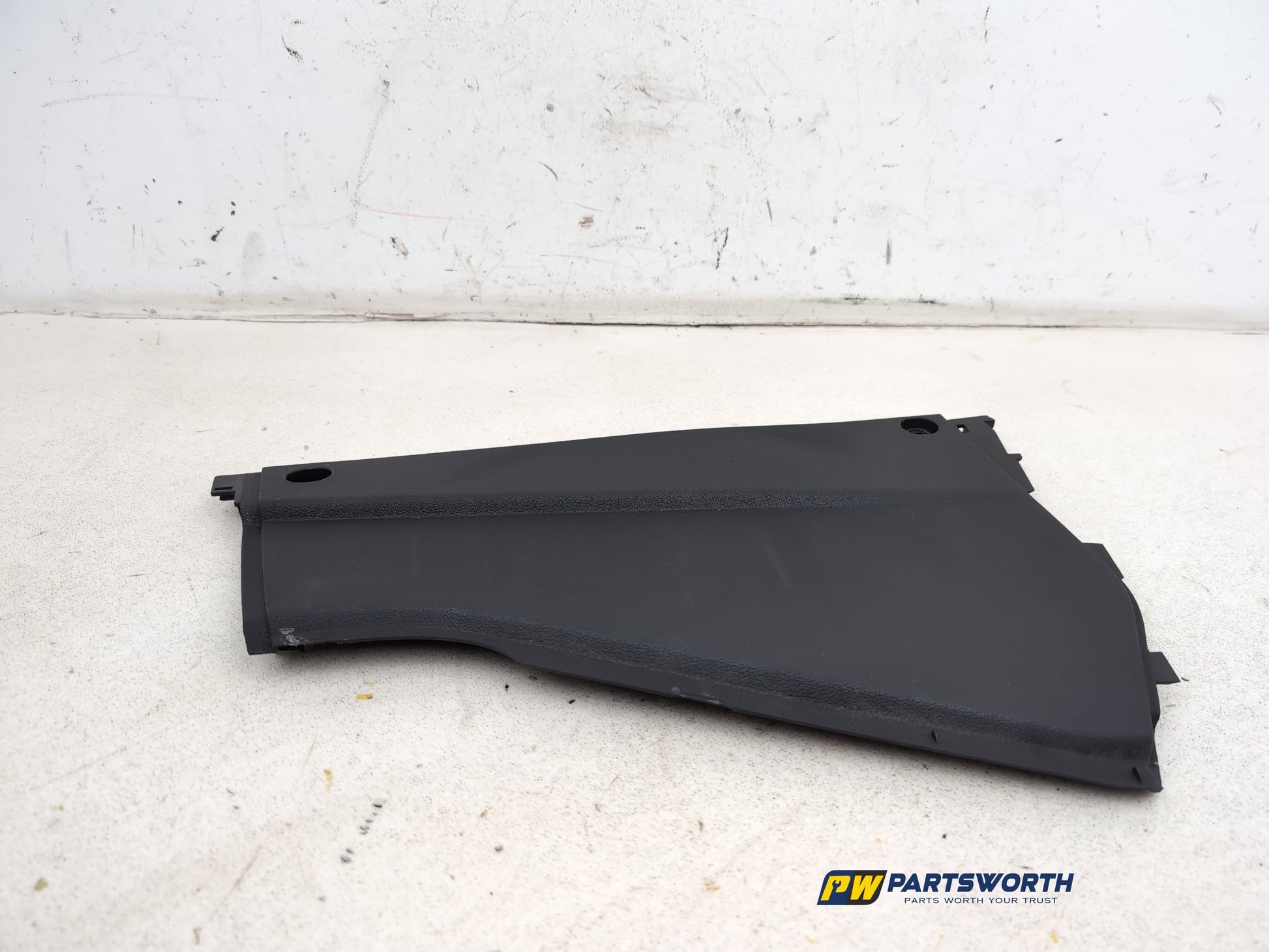 Centre Console Trim  4