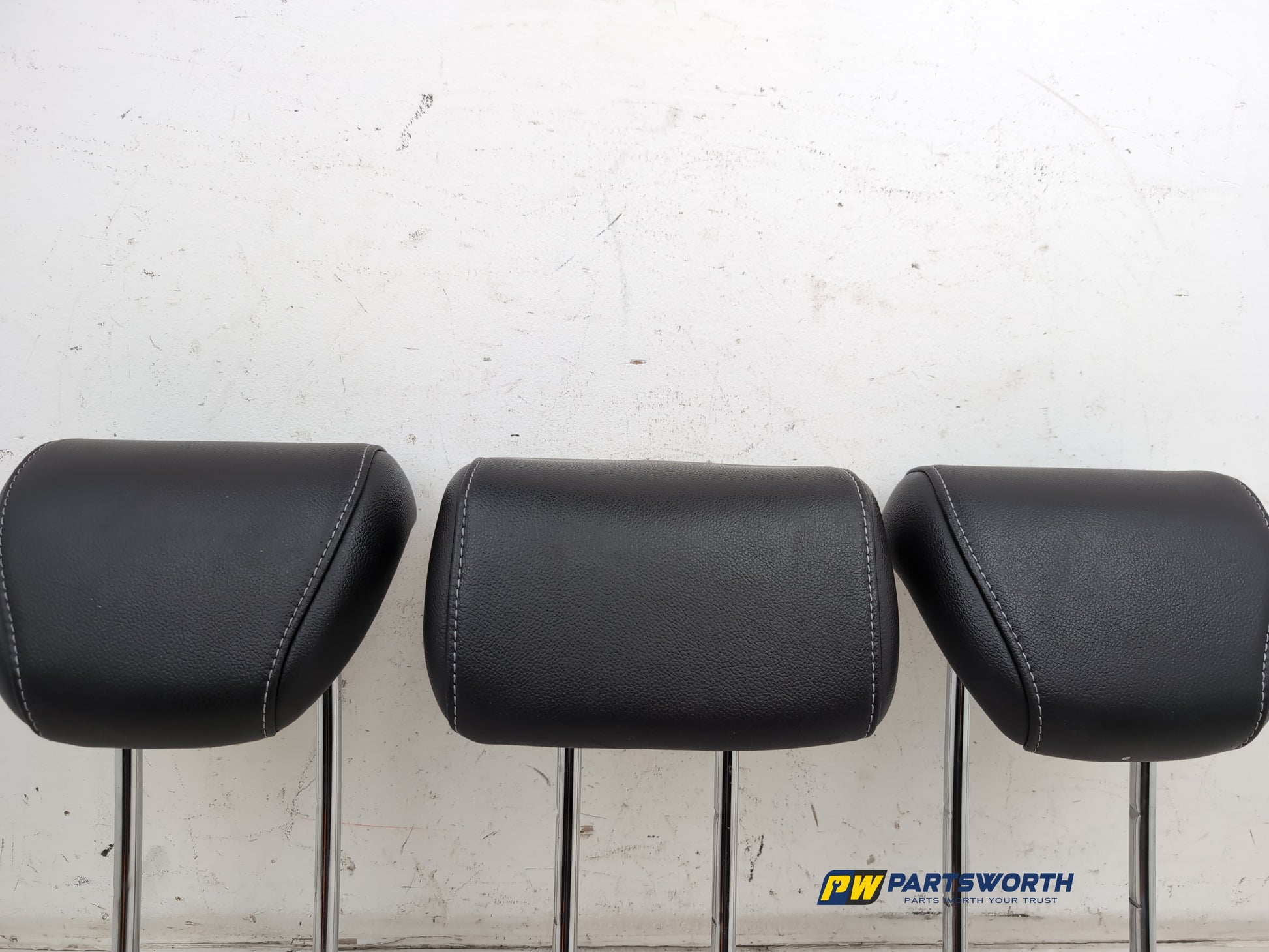 Rear Headrest 4