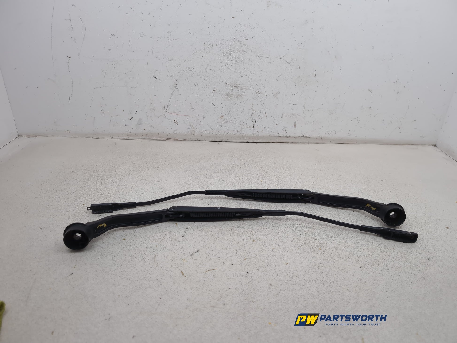 Wiper Front Arm 4