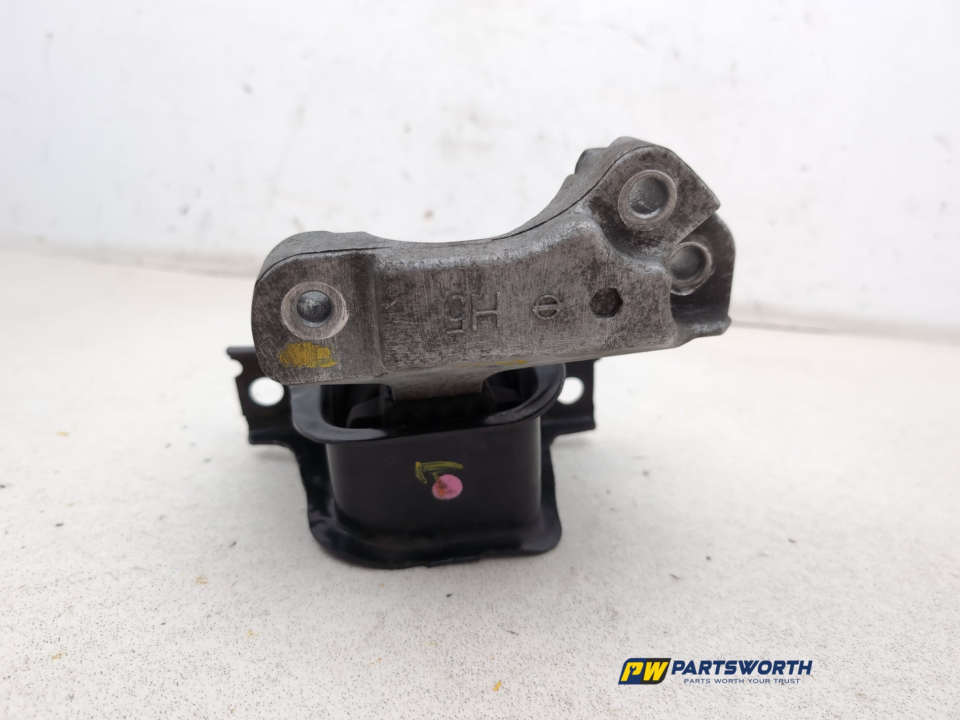 Engine Mounting Bracket 4