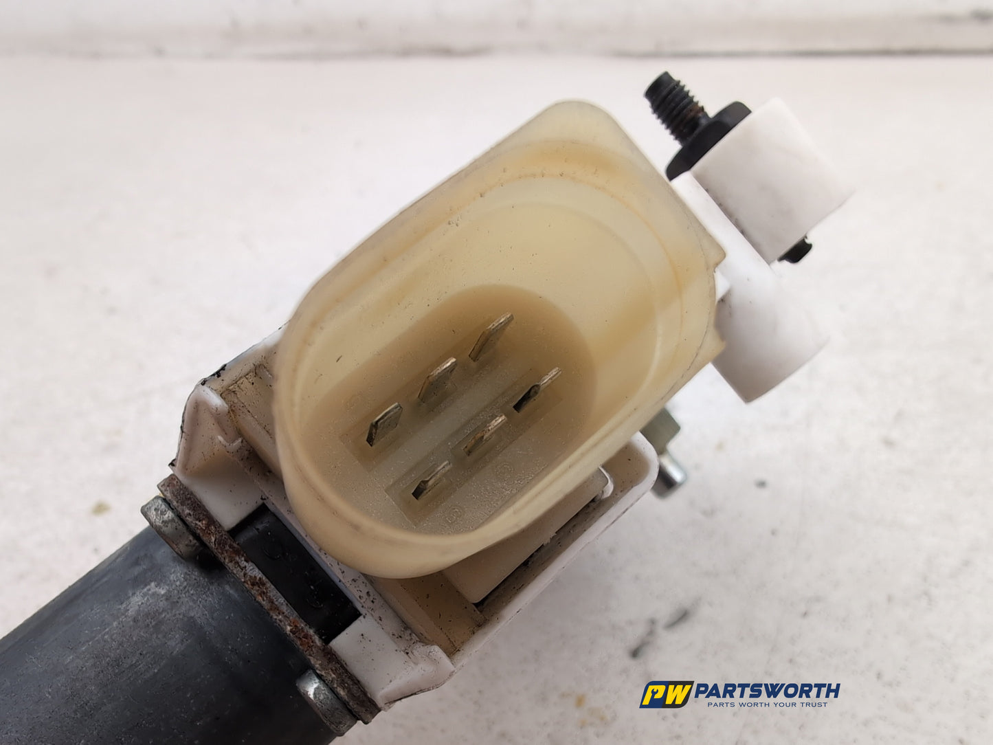 Left Front Window Motor 4