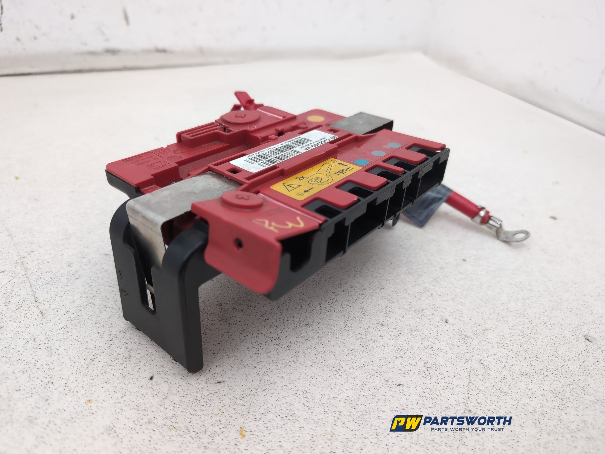 Positive Pole Battery Power Boot Distribution Fuse Box 4
