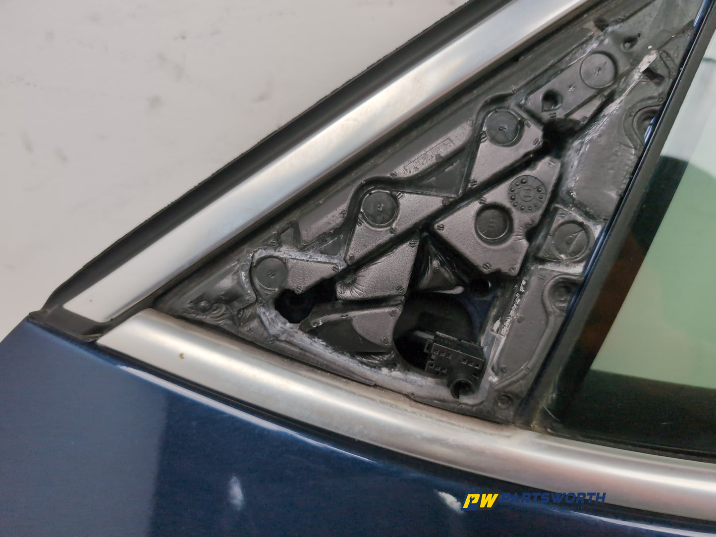 Door Front LH 4
