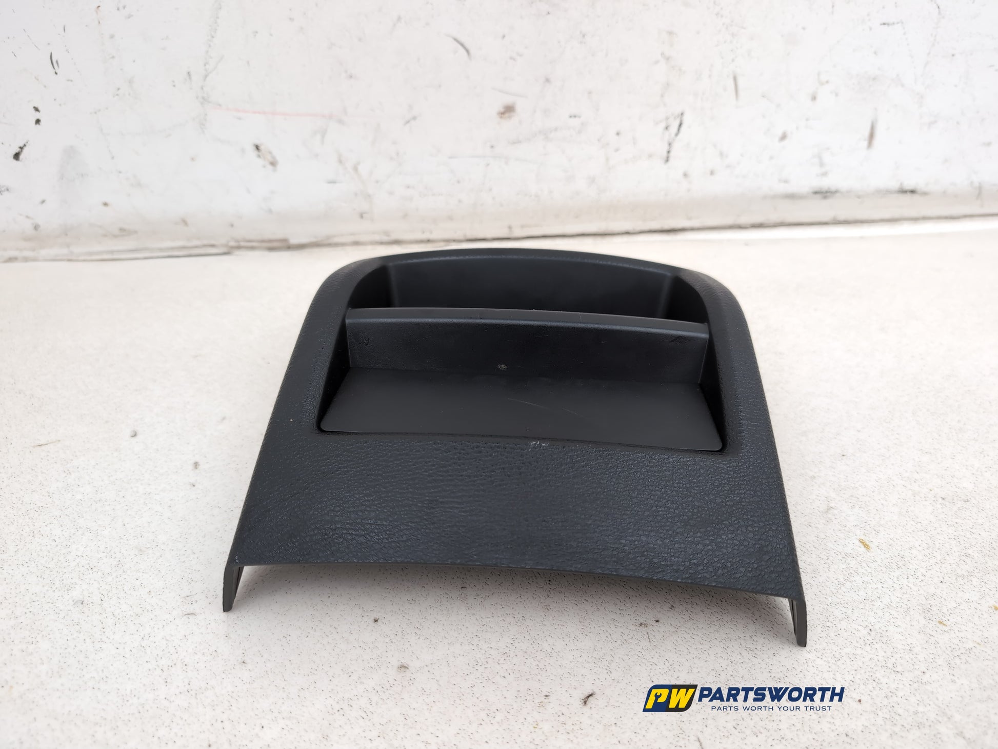 Centre Console Trim  4