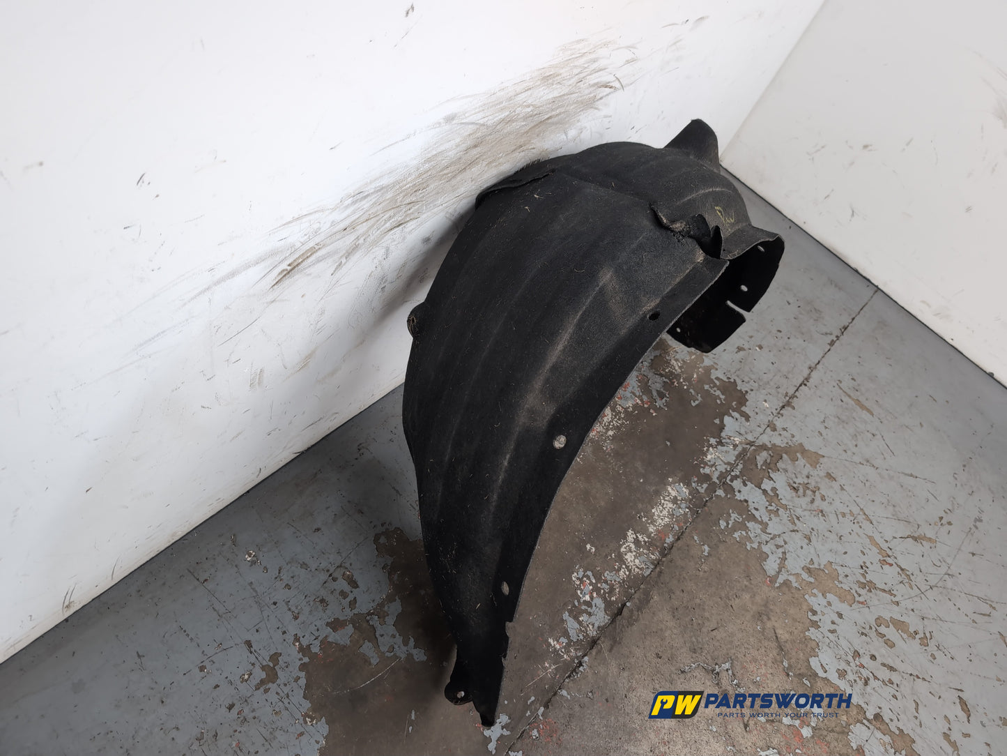 Moulding Wheel Arch Rear RH 4