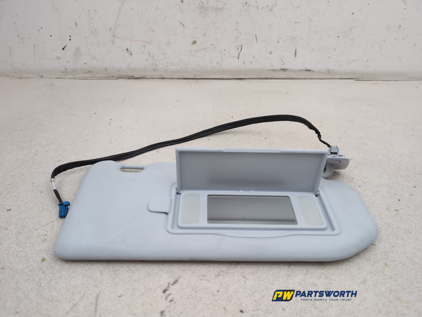 Sun Visor RH 4