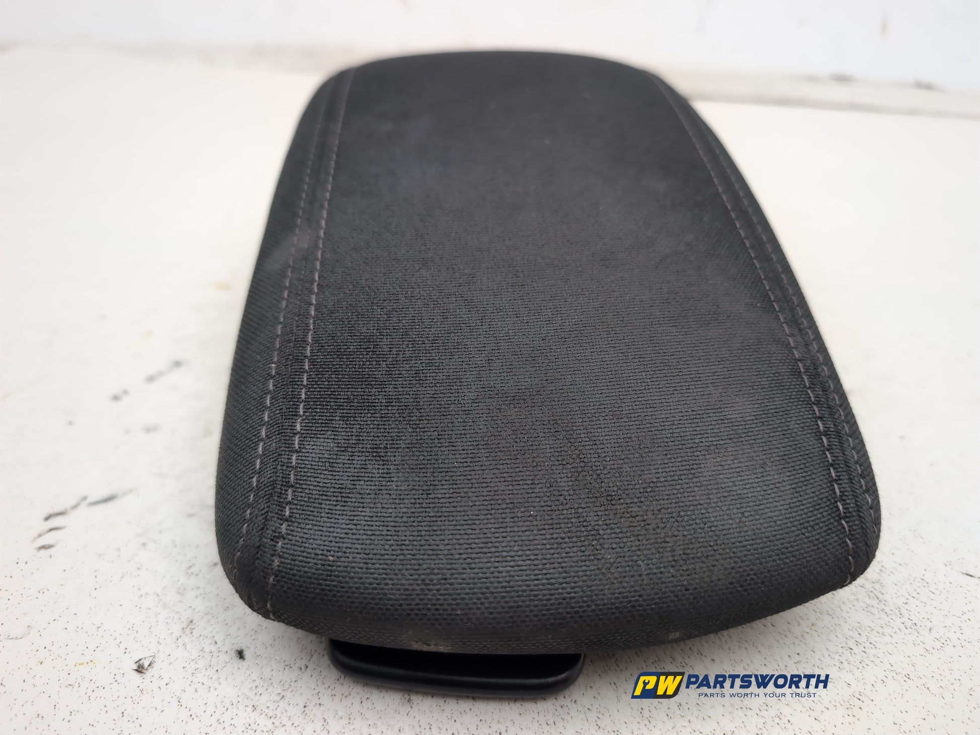 Centre Console Armrest 4