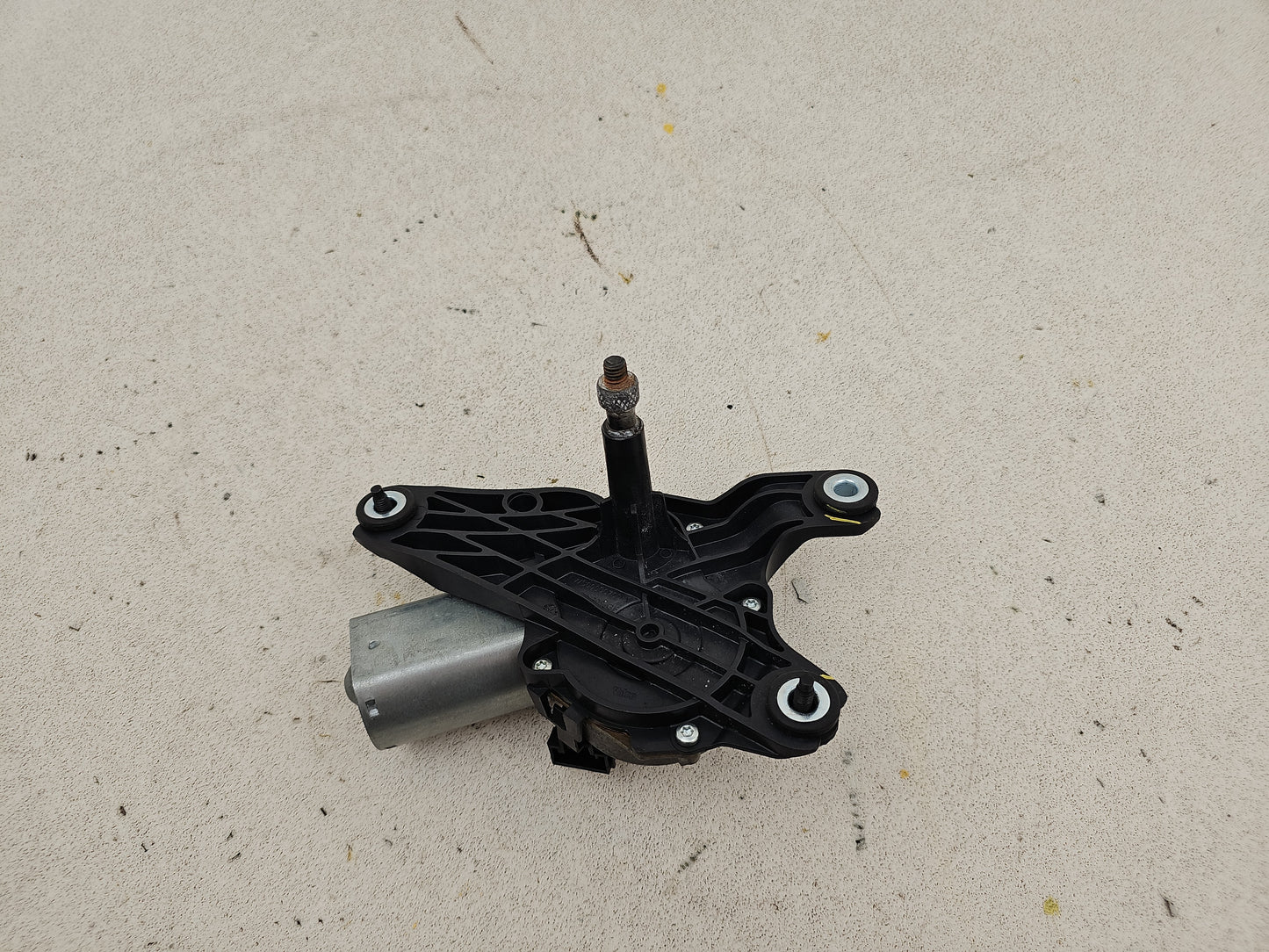 Wiper Motor Rear 4