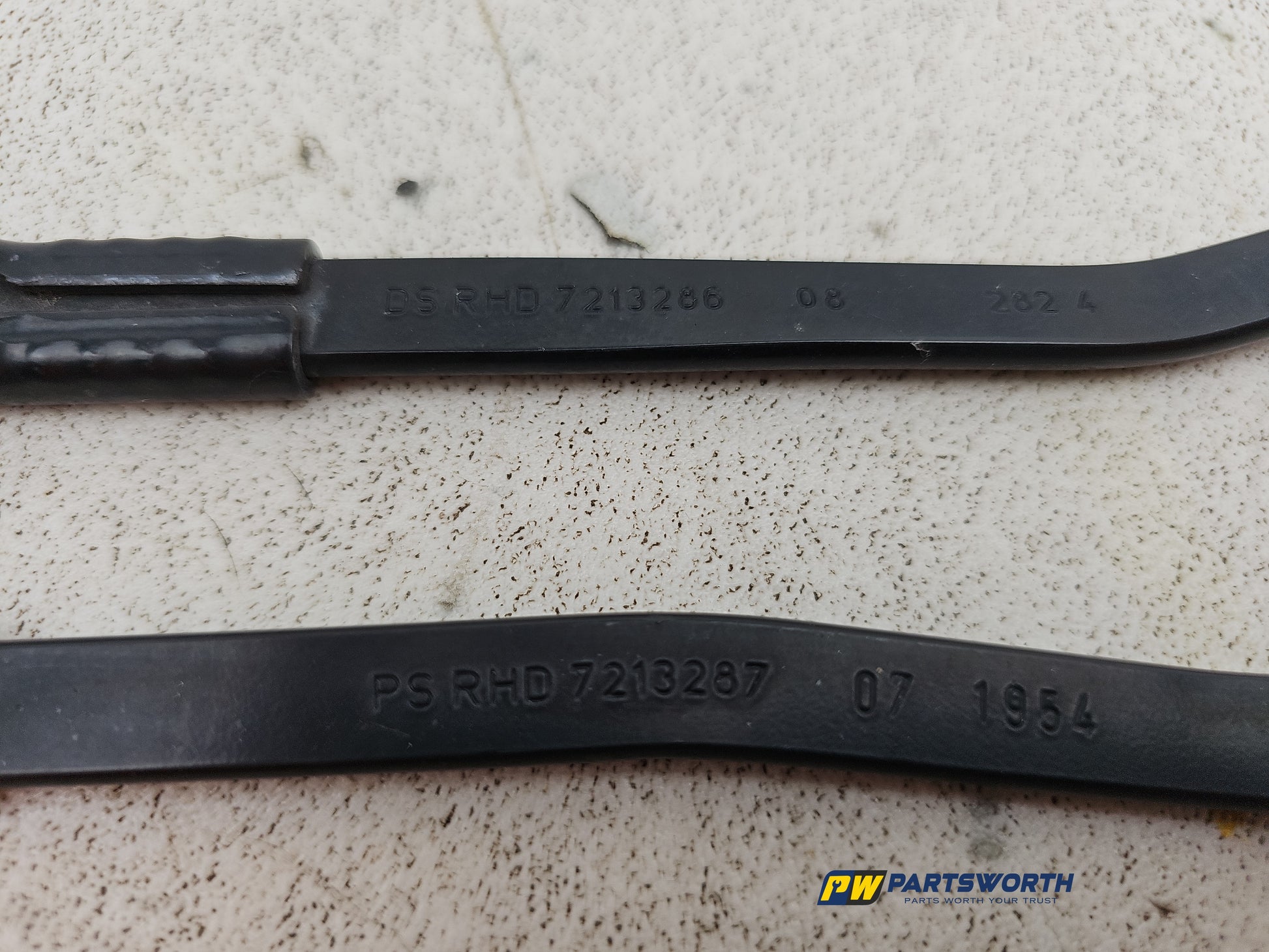 Wiper Front Arm 4
