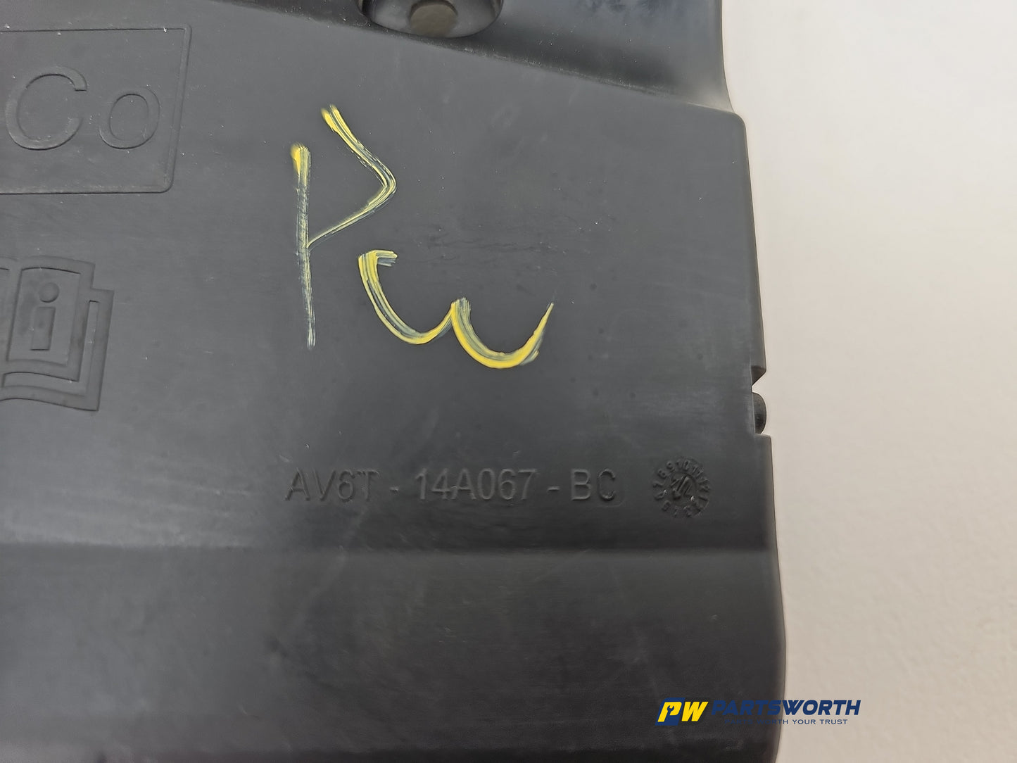 Fuse and Relay Box 1 4
