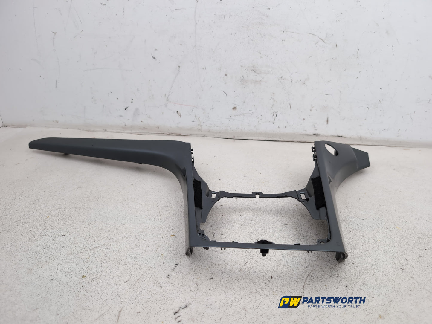 Centre Console Trim  4