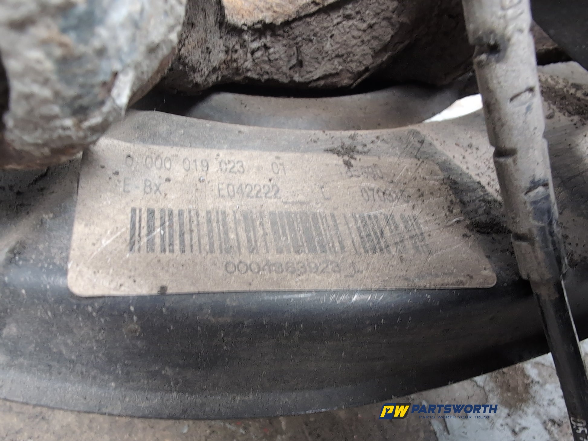 Wheel Hub Rear LH 4
