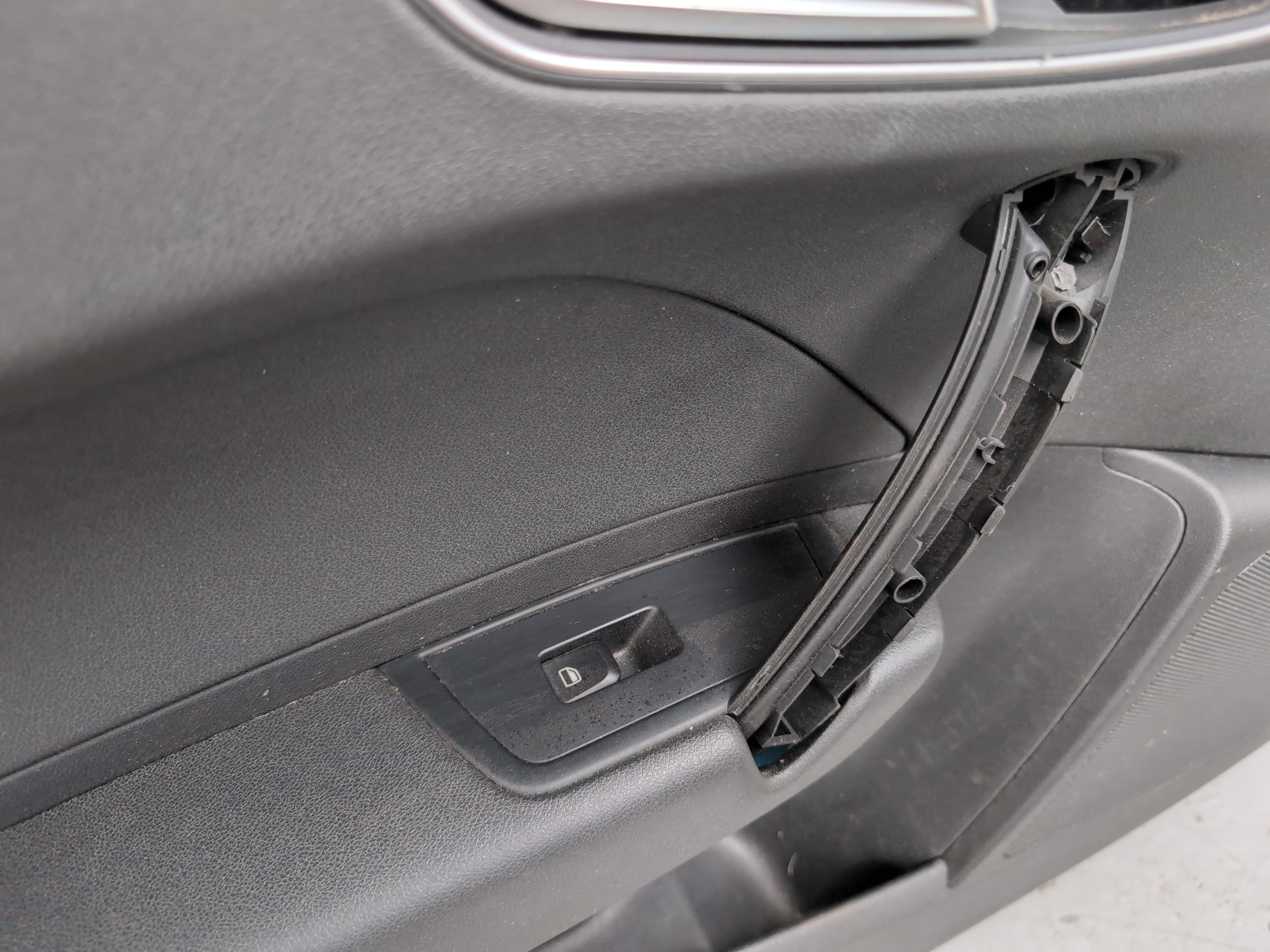 Front Left Door Card 4