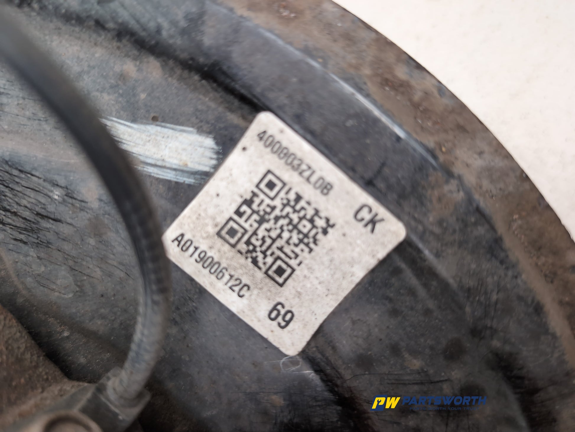 Wheel Hub Front RH 4