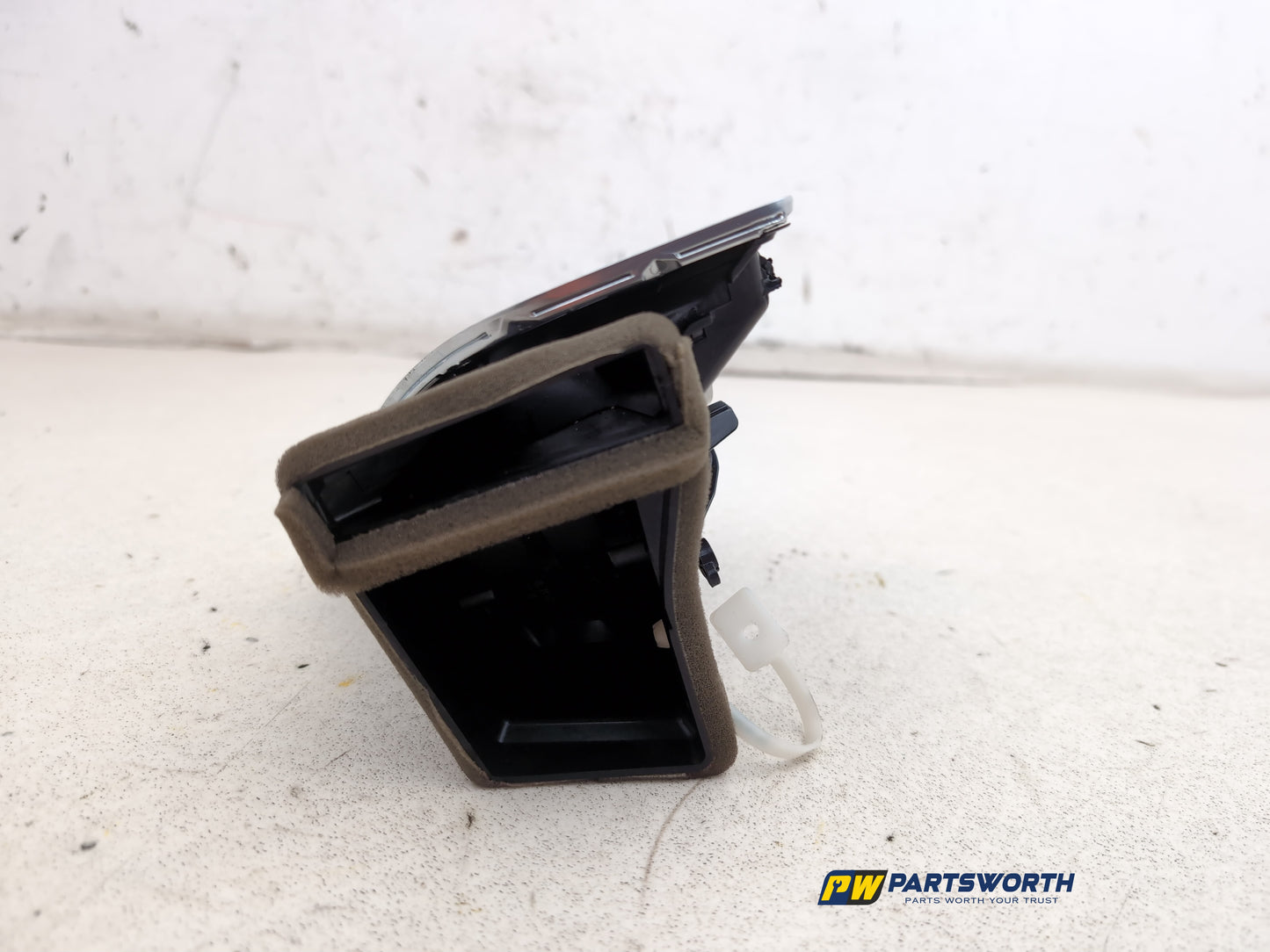 Dashboard Trim With Air Vent  4