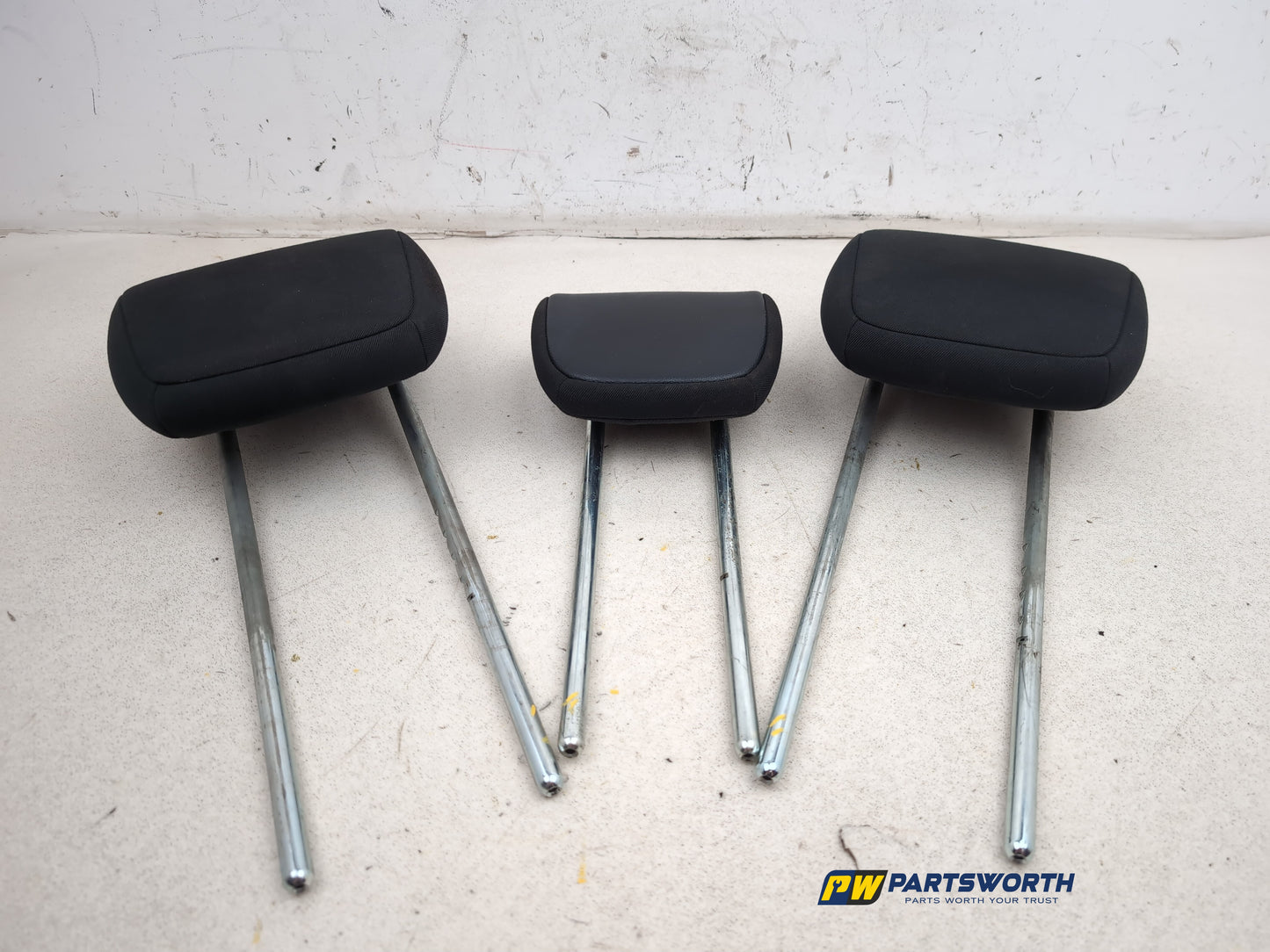 Rear Headrest 4