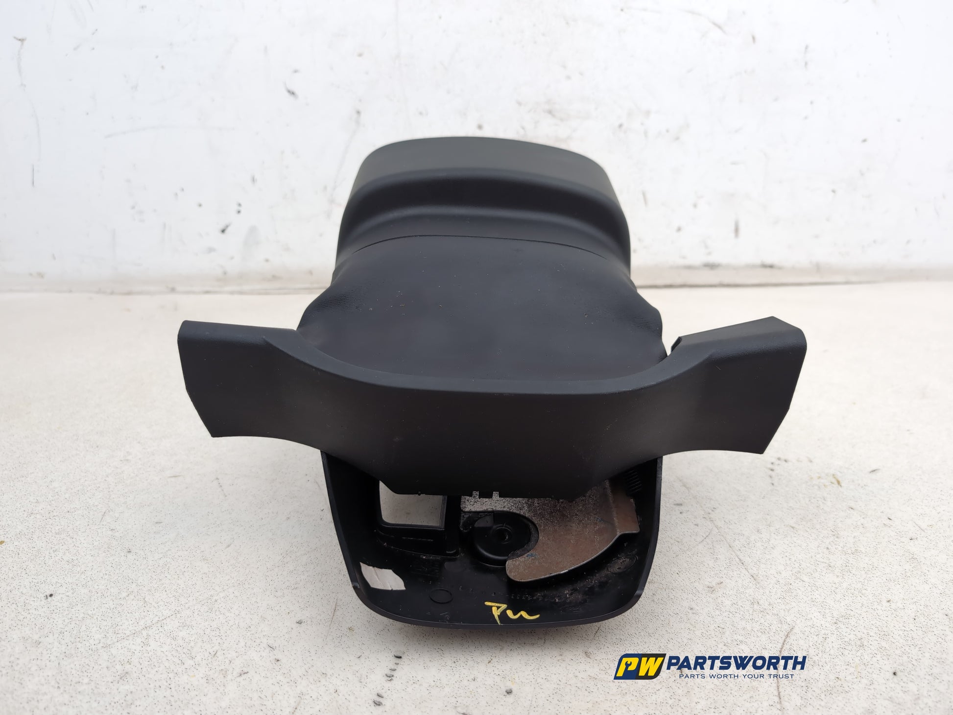 Steering Column Shroud Upper and Lower 4