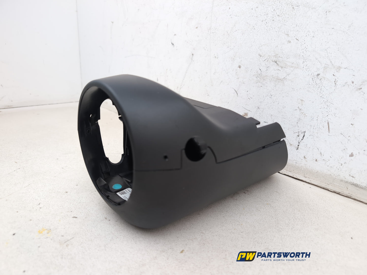 Steering Column Shroud Upper and Lower 4