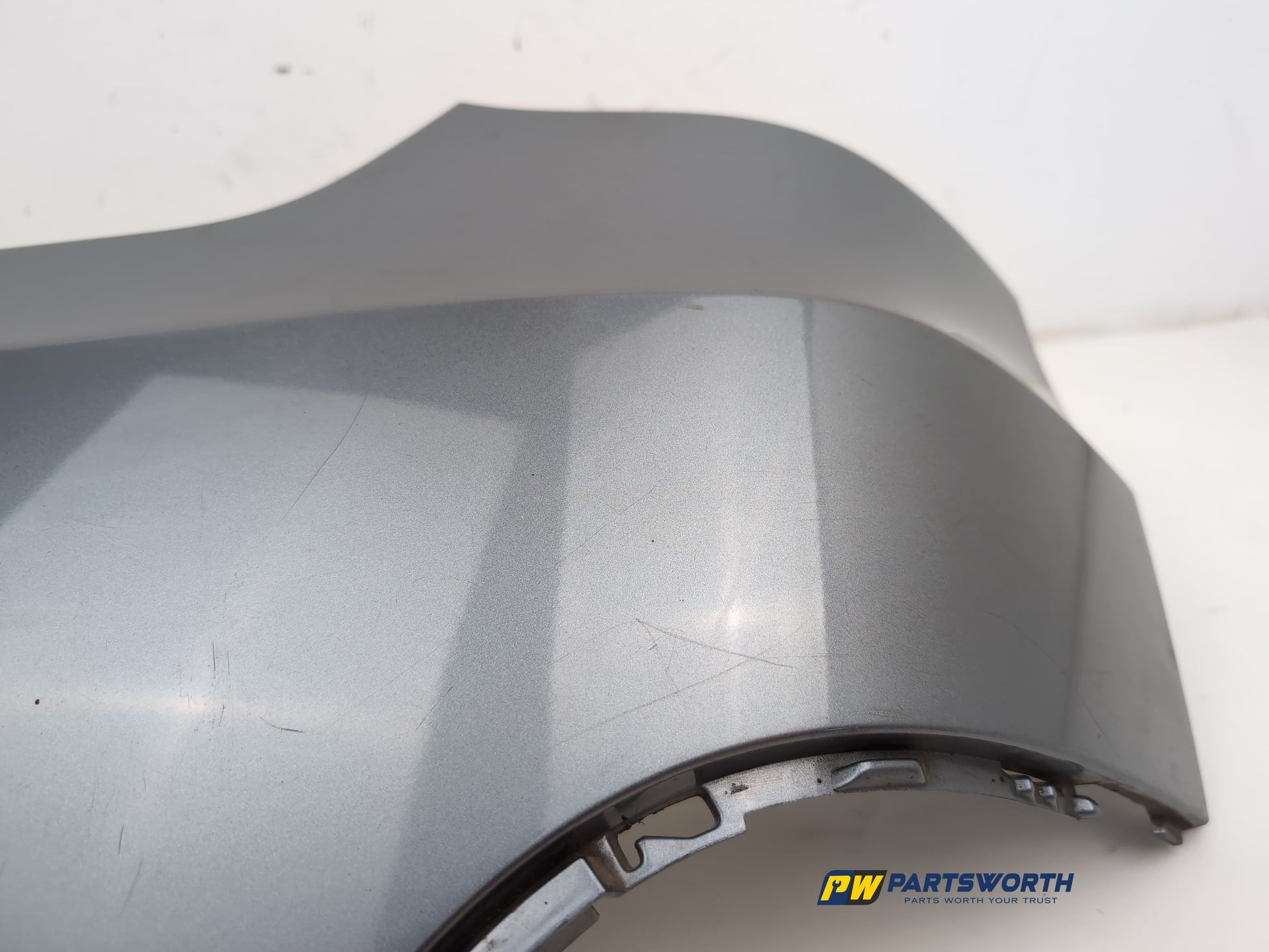 Moulding Quarter Panel LH 4