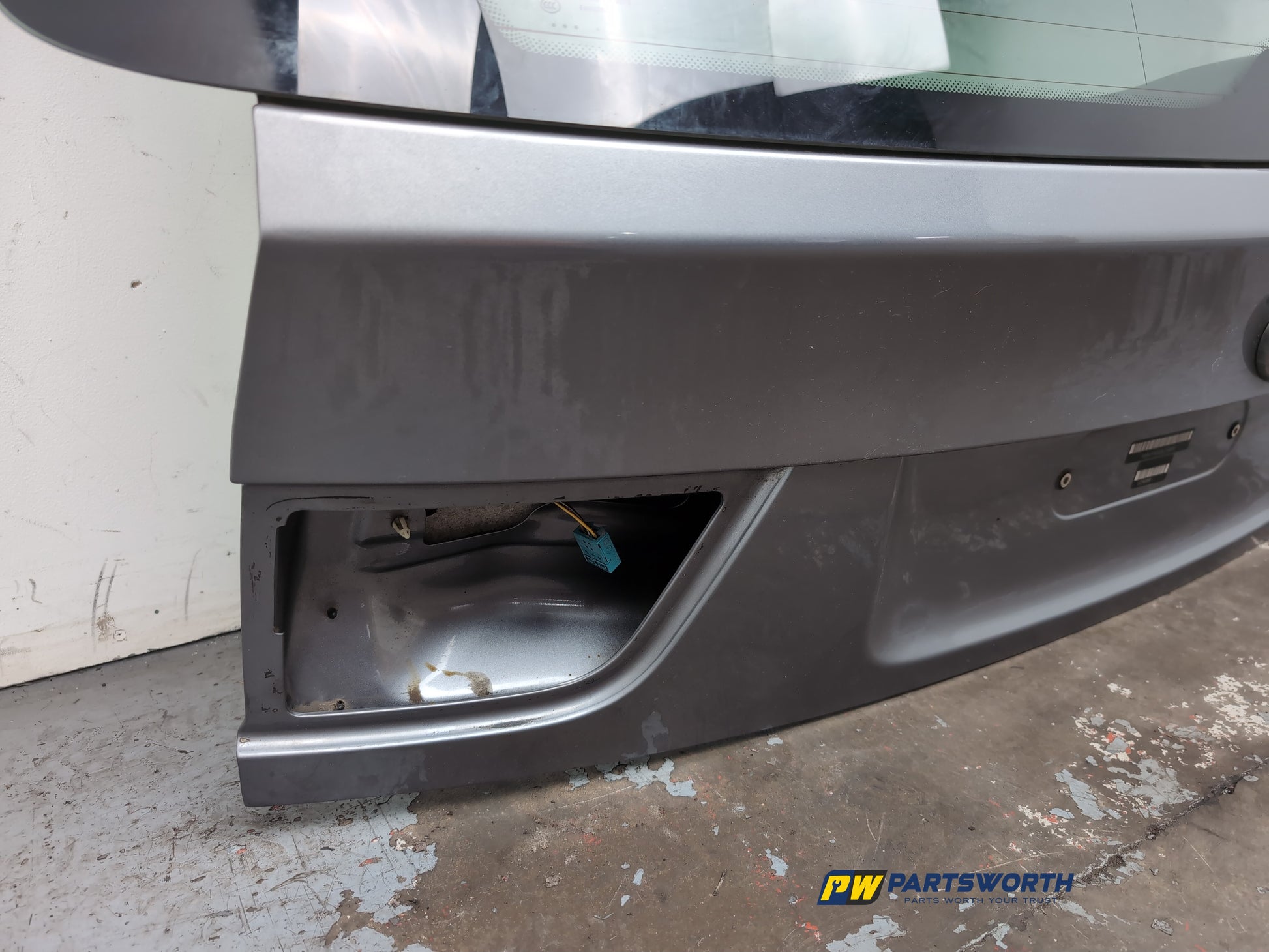 Boot Lid 4