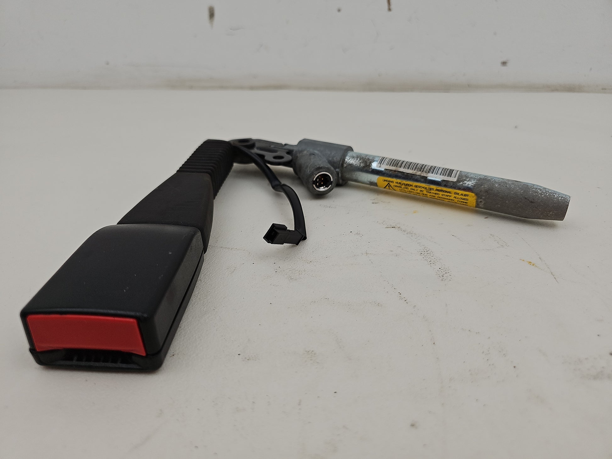 Seat Belt Front LH 4