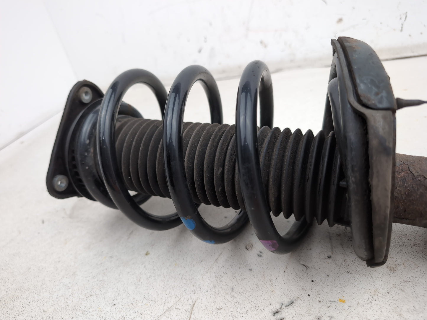 Shock Absorber Front LH 4