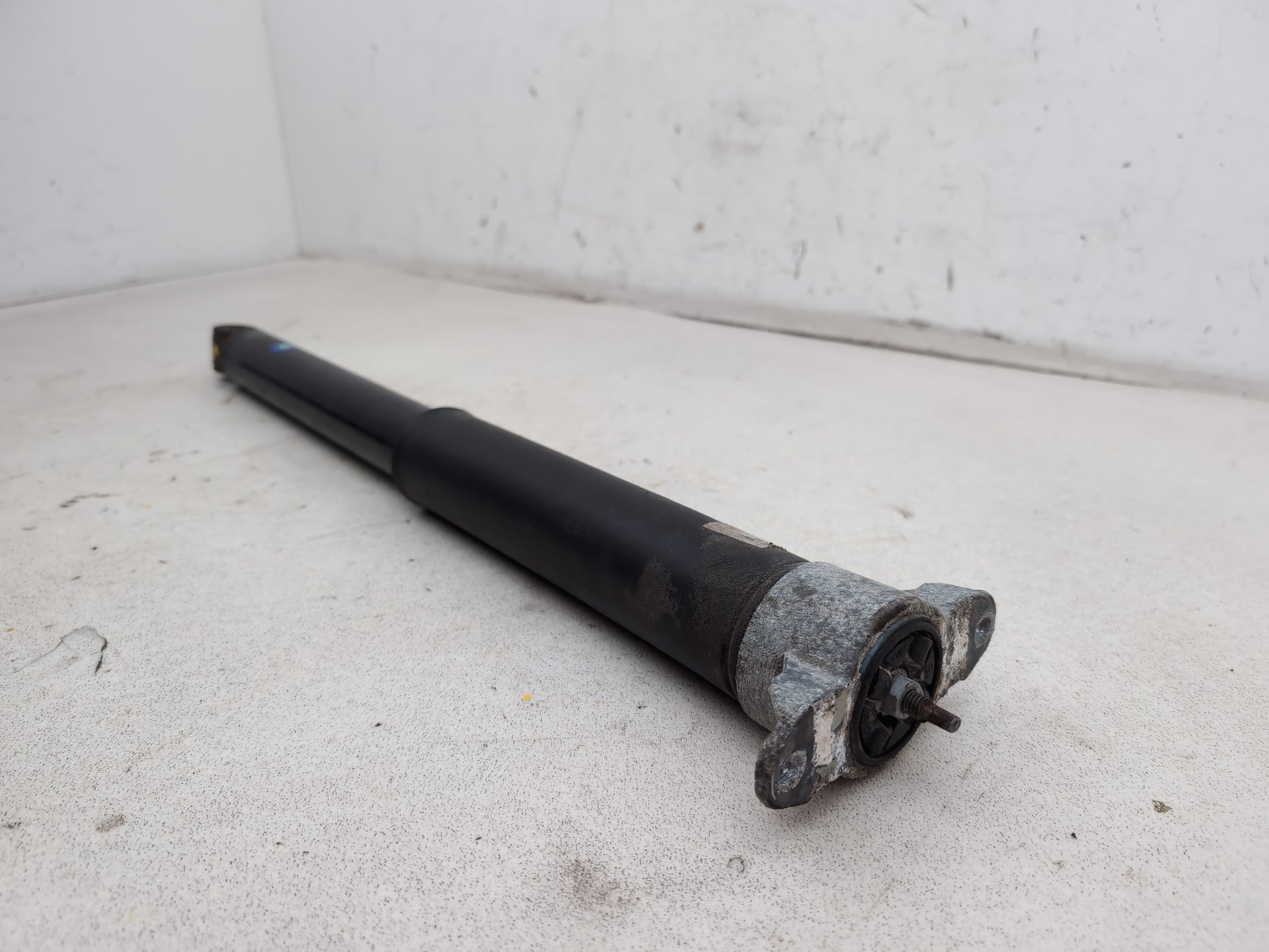Shock Absorber Rear RH 4