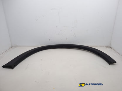 Moulding Wheel Arch Front RH 4