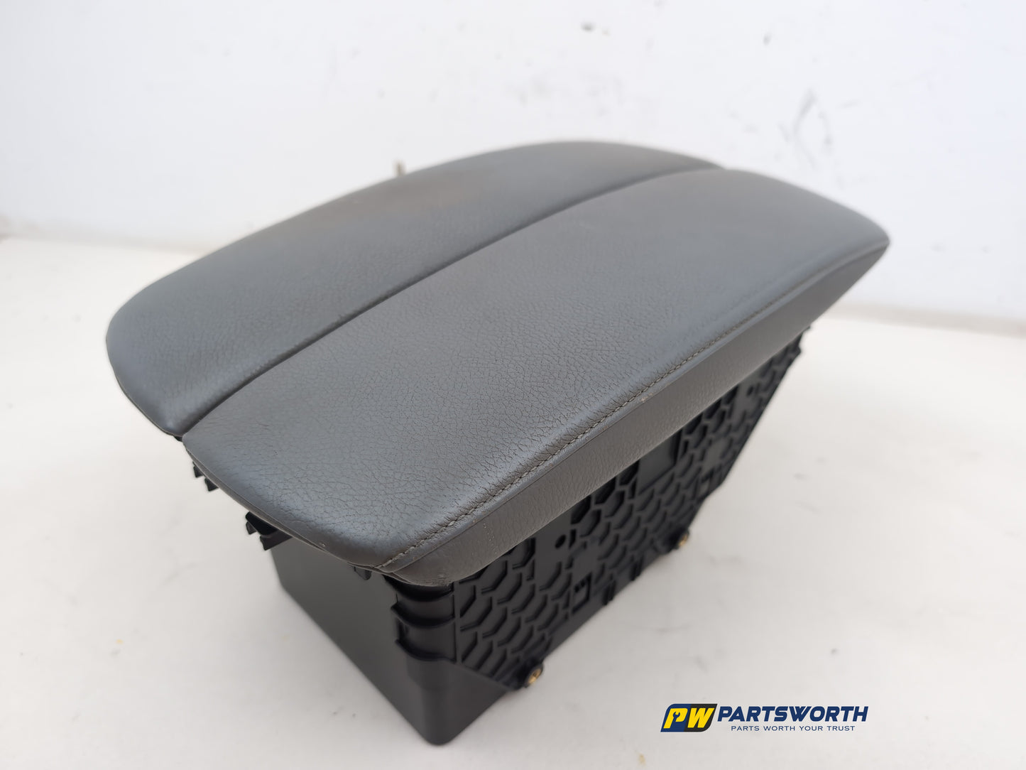 Centre Console Armrest 4