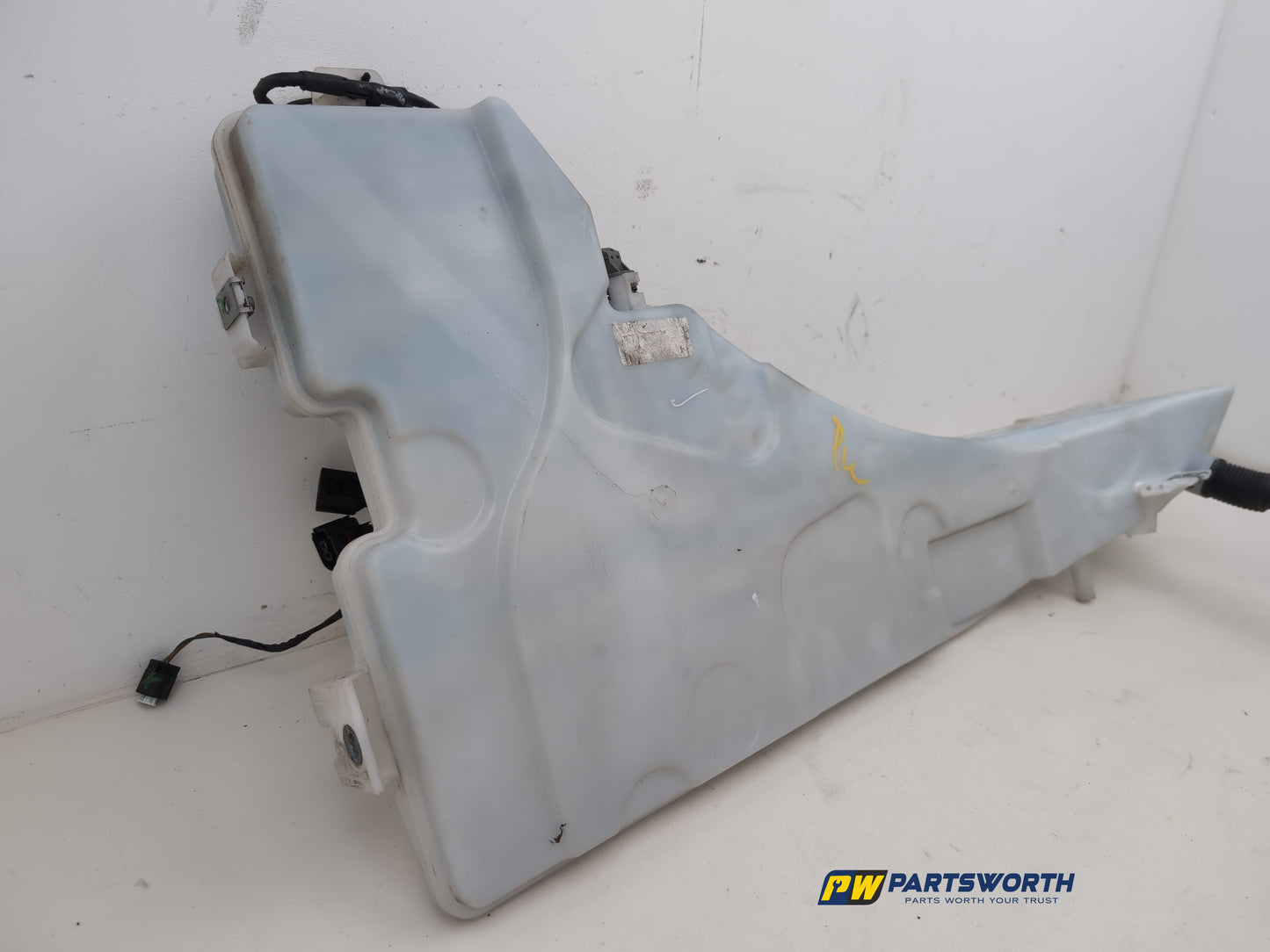 Washer Bottle Windscreen 4