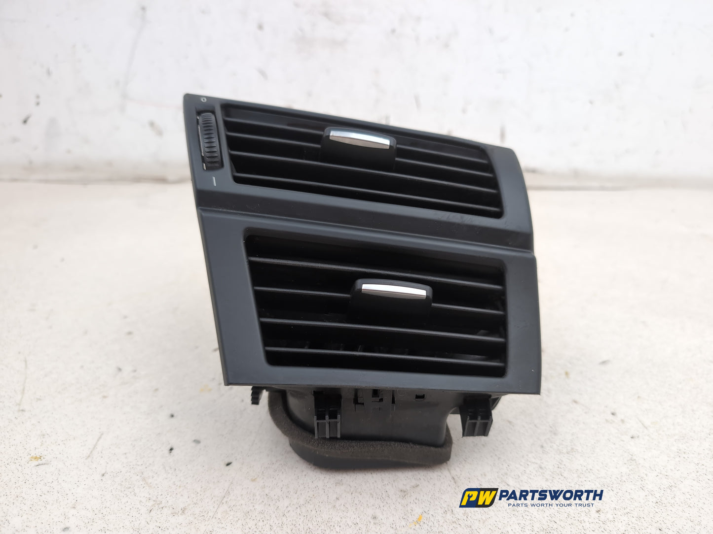 Dashboard Trim With Air Vent  4