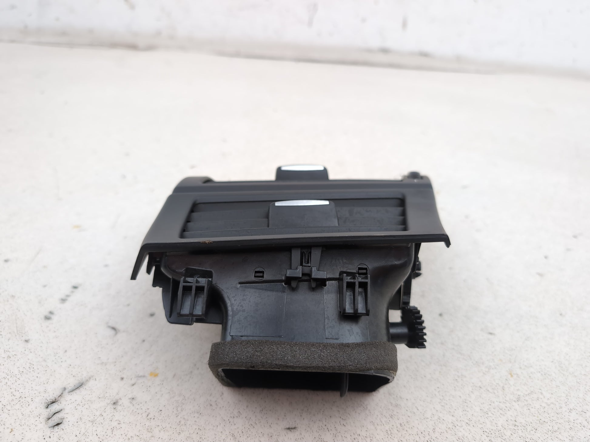 Dashboard Trim With Air Vent  4