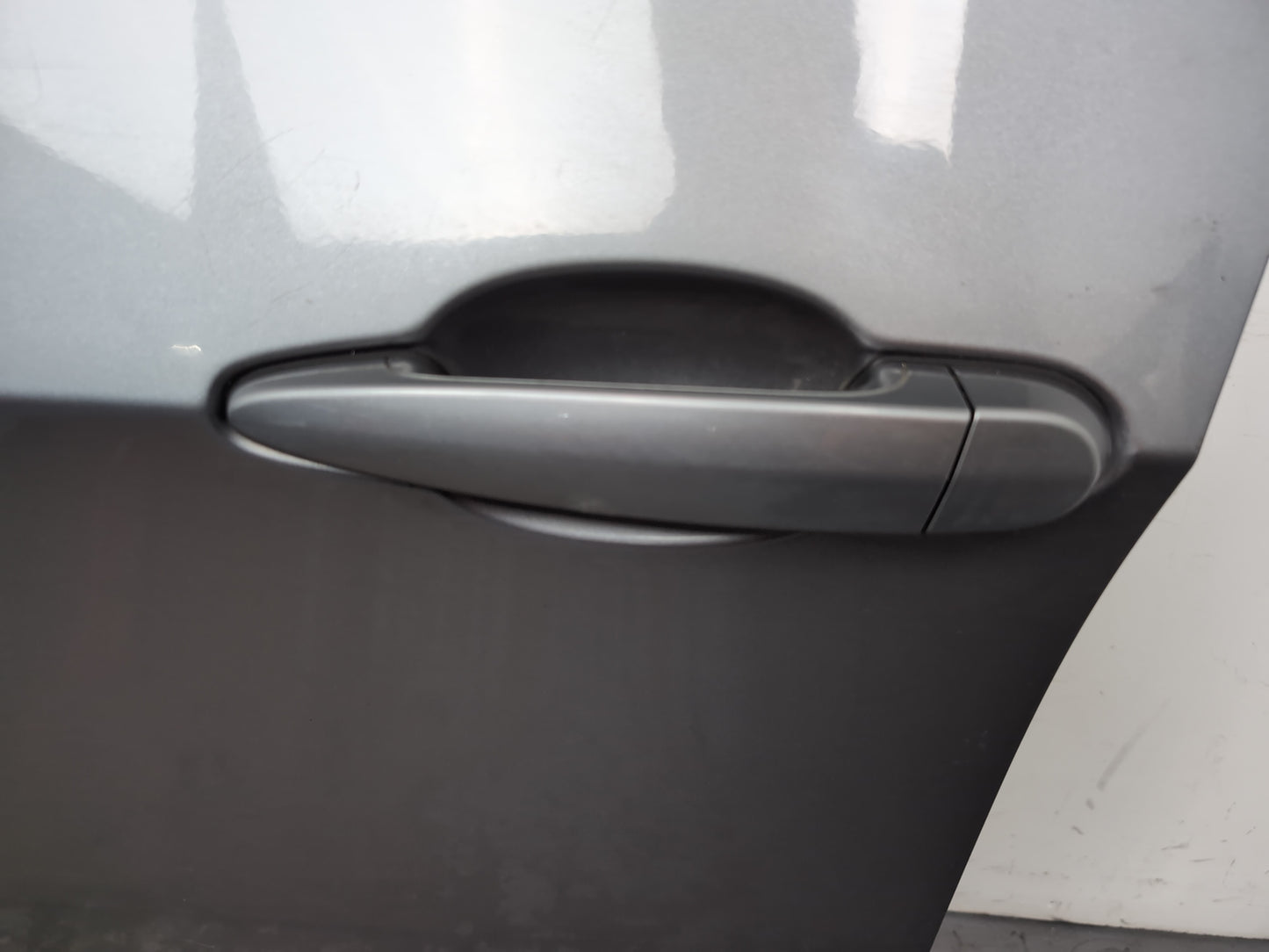 Door Front LH 4